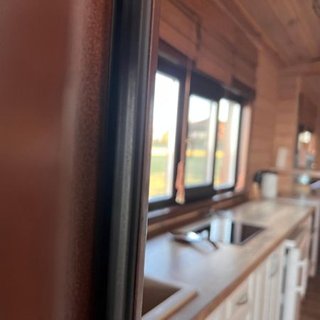 Vila Хомене Rzhyshchiv Exteriér fotografie