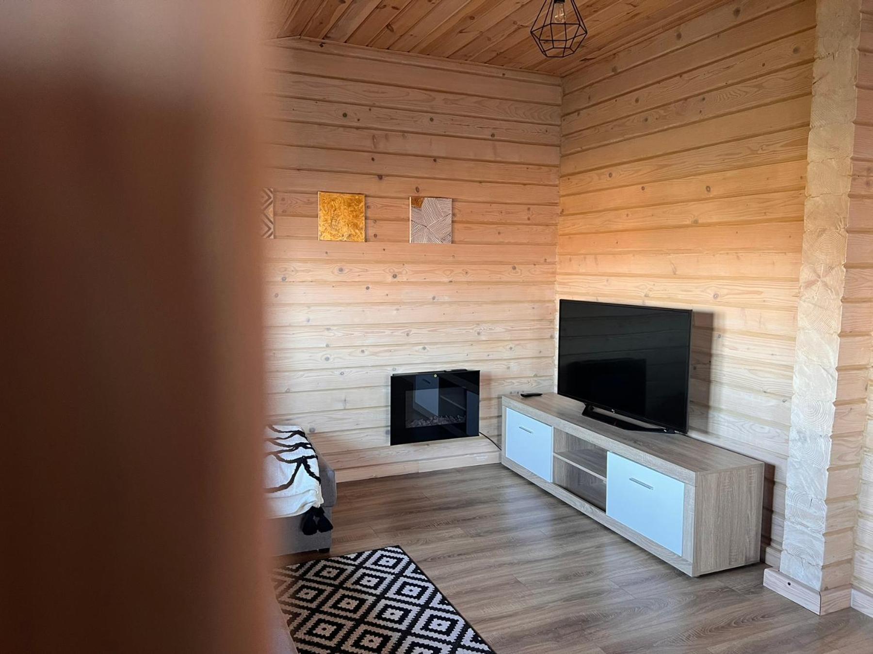Vila Хомене Rzhyshchiv Exteriér fotografie