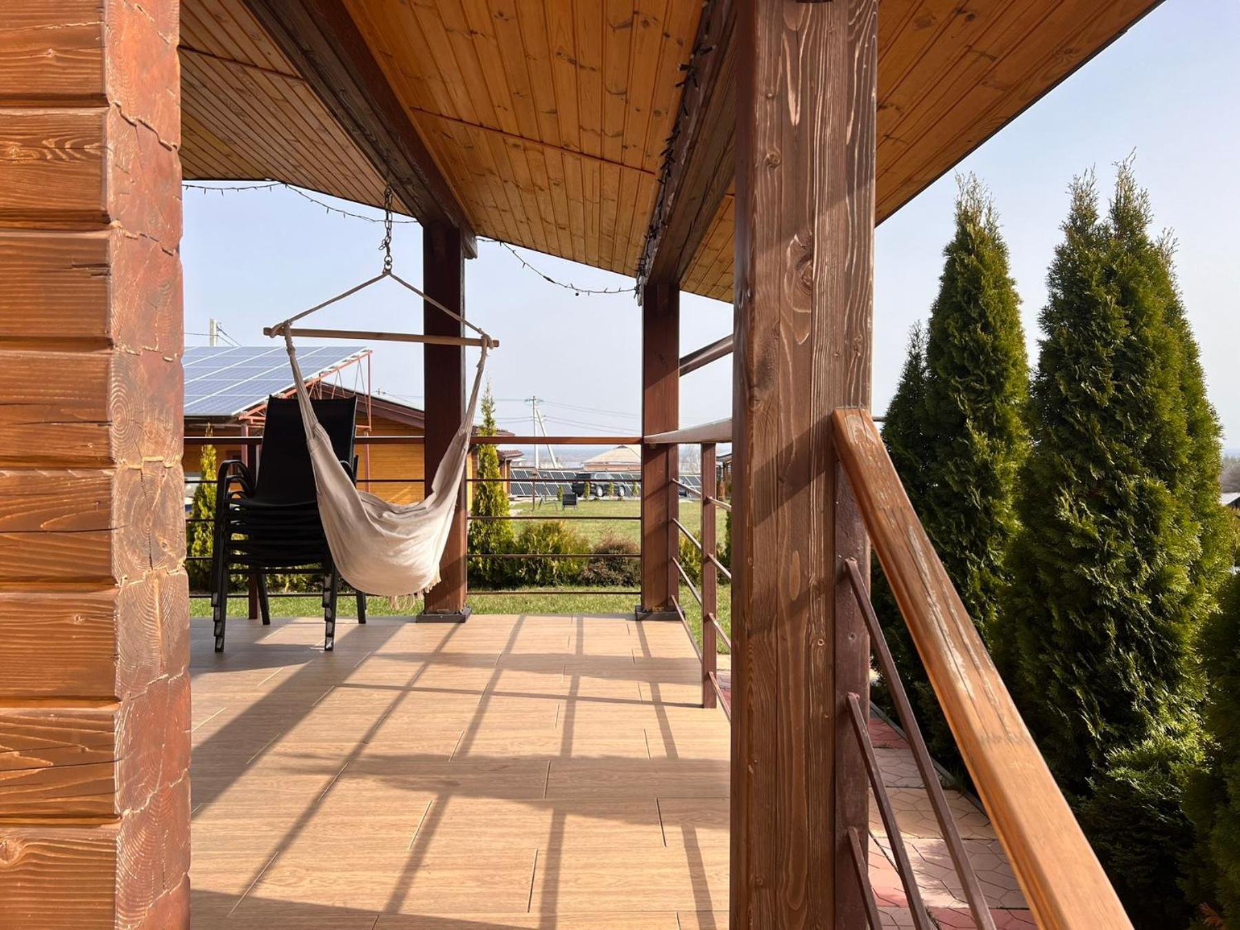 Vila Хомене Rzhyshchiv Exteriér fotografie