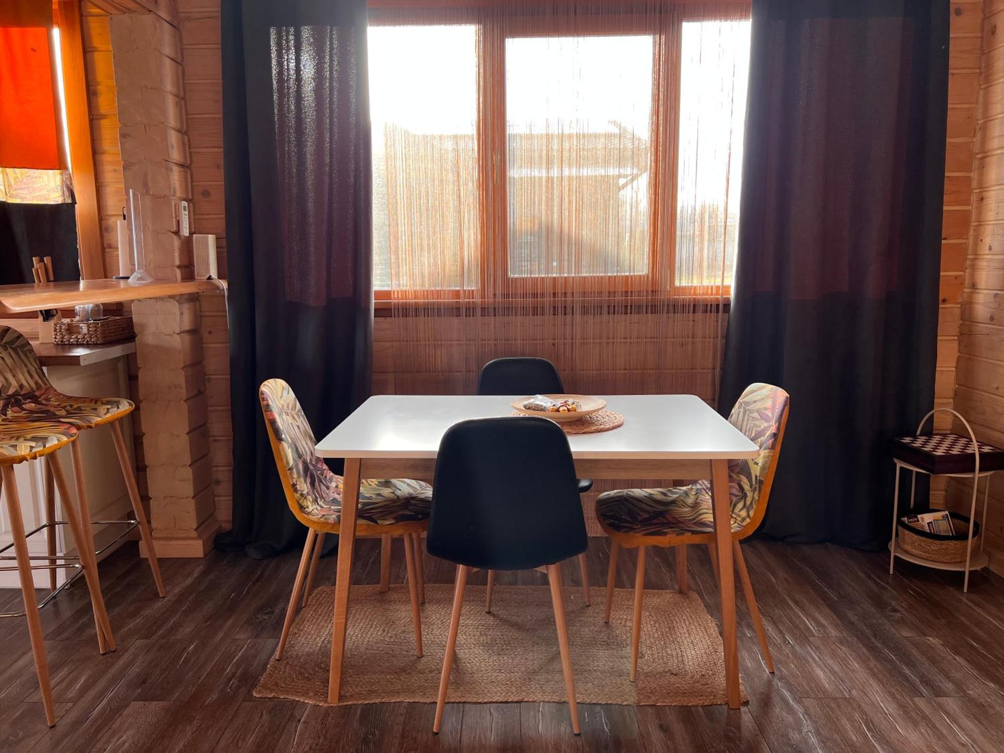 Vila Хомене Rzhyshchiv Exteriér fotografie